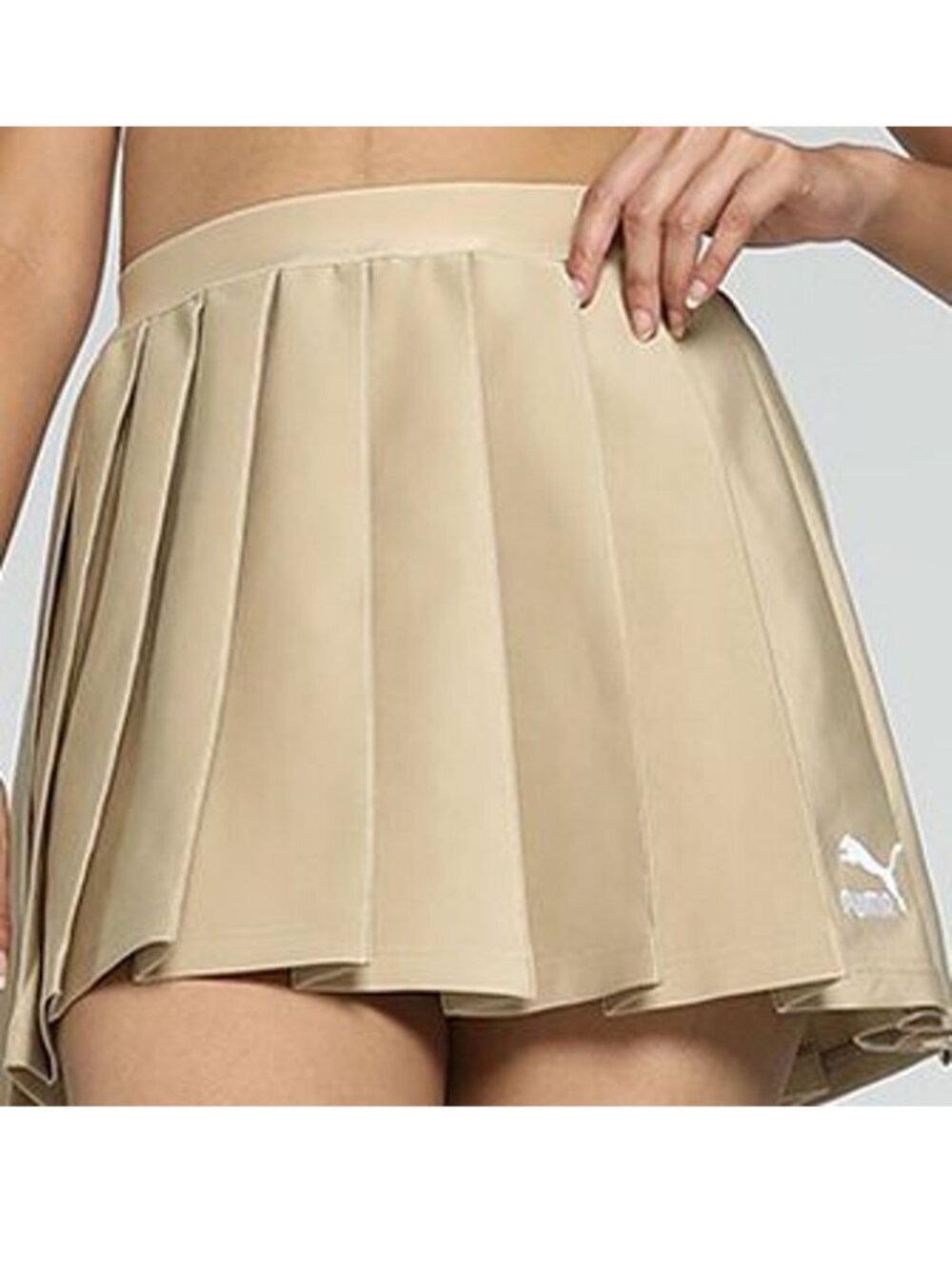 Puma Classics Beige Pleated Mini Skirt, size M, NWT